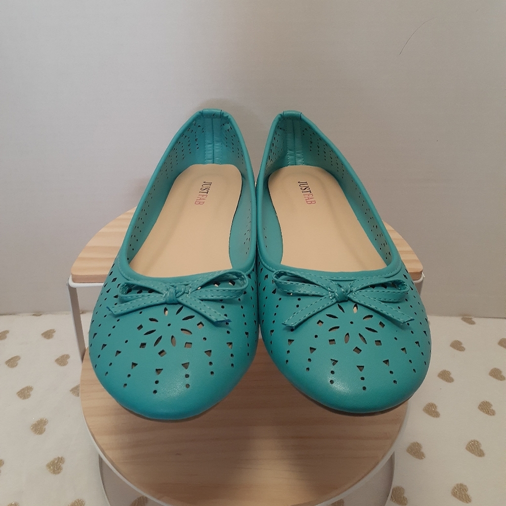 🔥3/$70 🎉S-HP🎉 *NWOT* JustFab "Dot" Women's Shoes